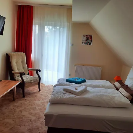 Harmonia Vendeghaz Apartment