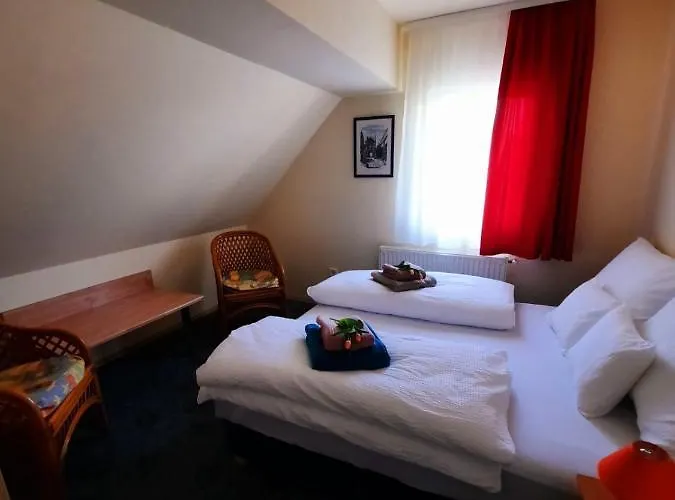 Harmonia Vendeghaz Appartement *